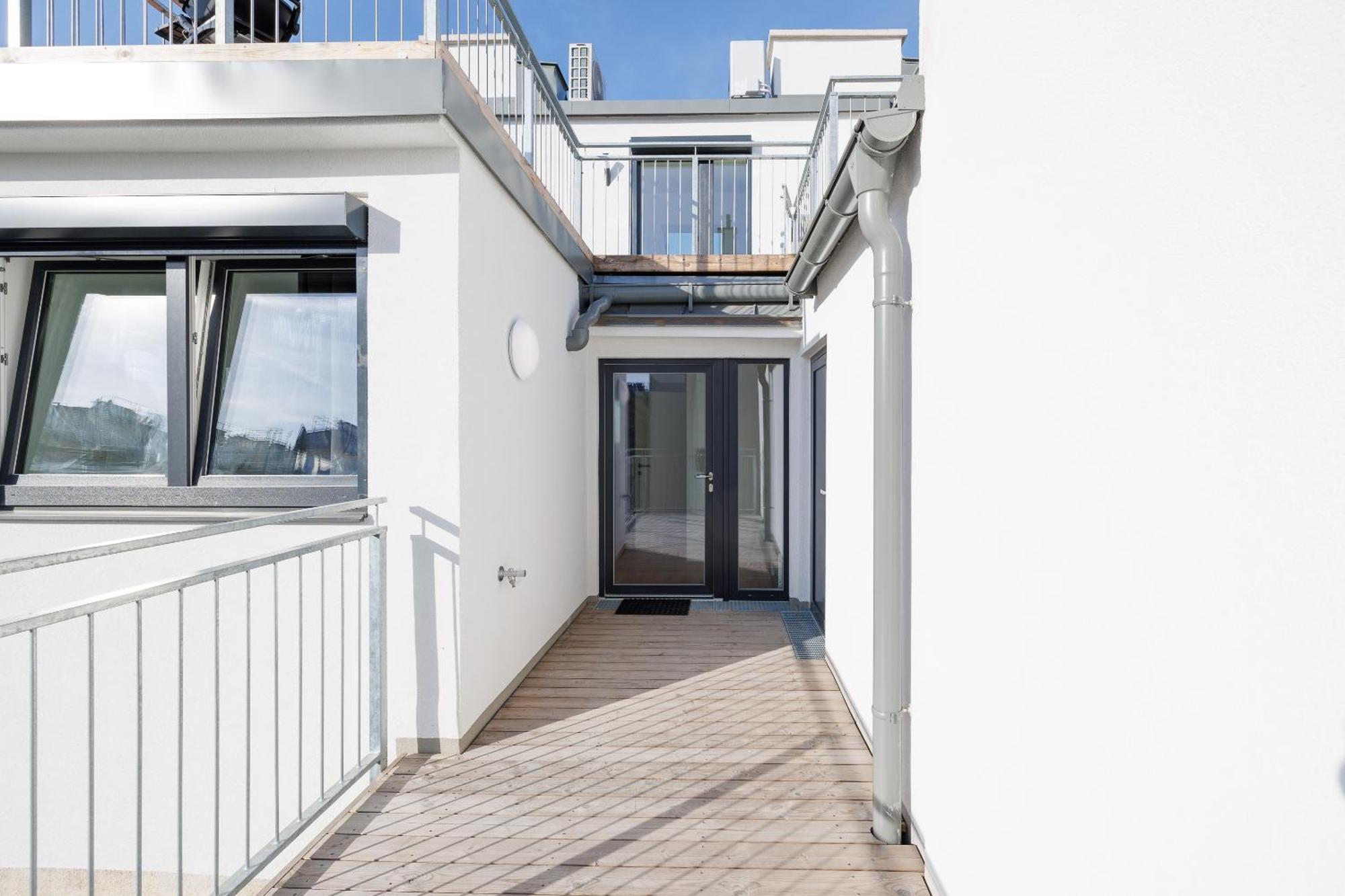 Symphony Apartments 38 - Modern Loft With Terrace And Grill In Central Location Bécs Kültér fotó